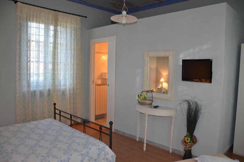 B & B Da Ferro Massarosa Bilik gambar