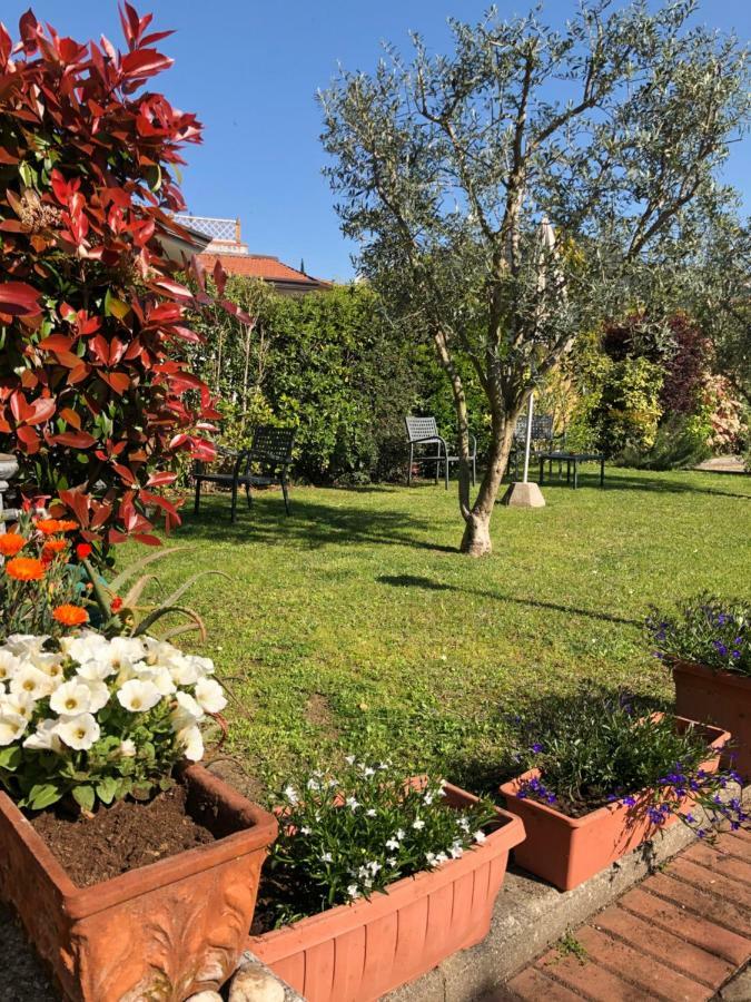 B & B Da Ferro Massarosa Luaran gambar
